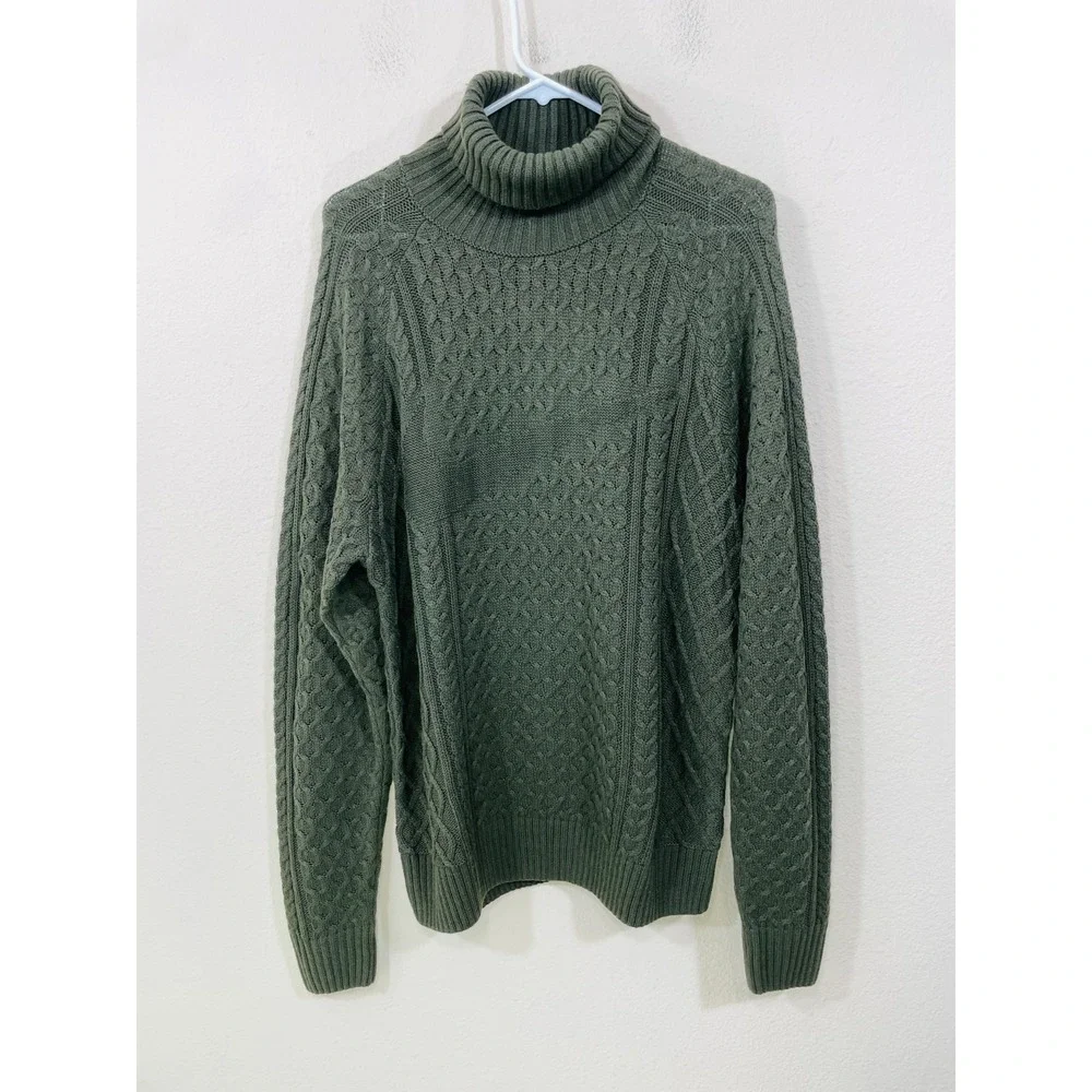 NWT Nike Cable‎ Knit Turtleneck Men's Small  Green Sweater FB7770 325 Swoosh NEW